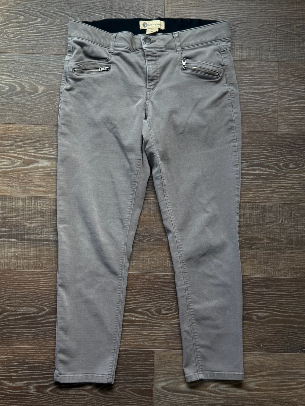 Democracy Women's Skinny Jeans in Gray